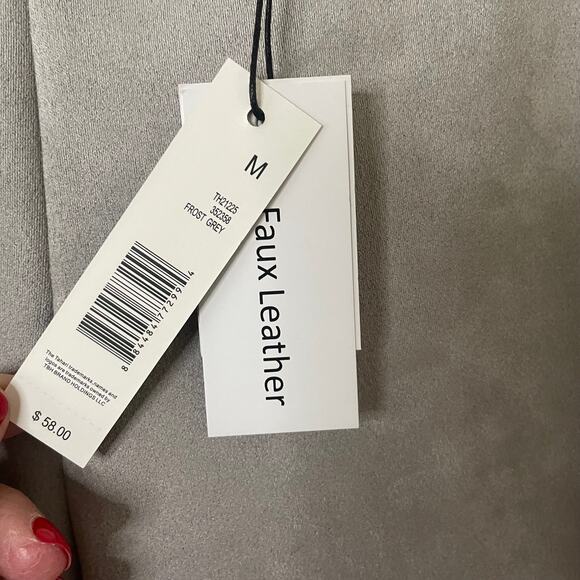 T Tahari Gray Faux Leather Leggings NWT Sz M - Picture 2 of 5